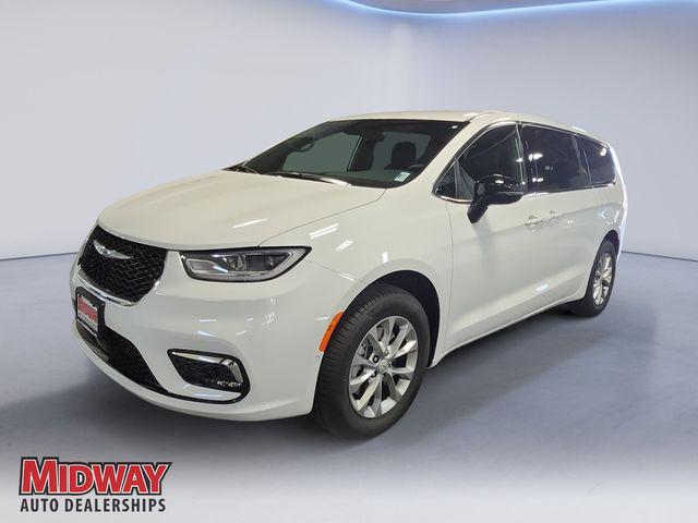 2026 Chrysler Pacifica Select AWD for sale in Kearney, NE