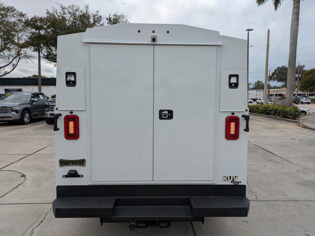 2026 Ford E-350 Cutaway Base