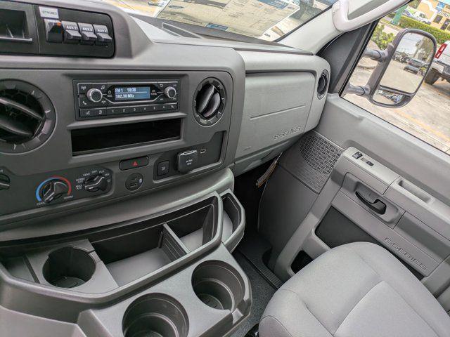 2026 Ford E-350 Cutaway Base