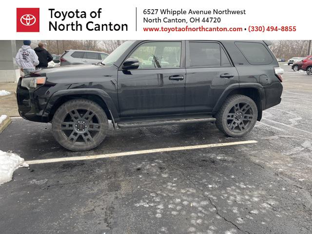 2016 Toyota 4Runner SR5 Premium's photo