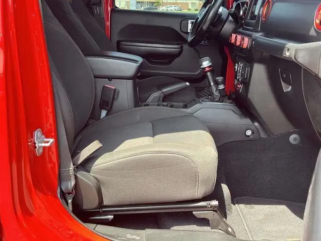 2021 Jeep Gladiator Sport