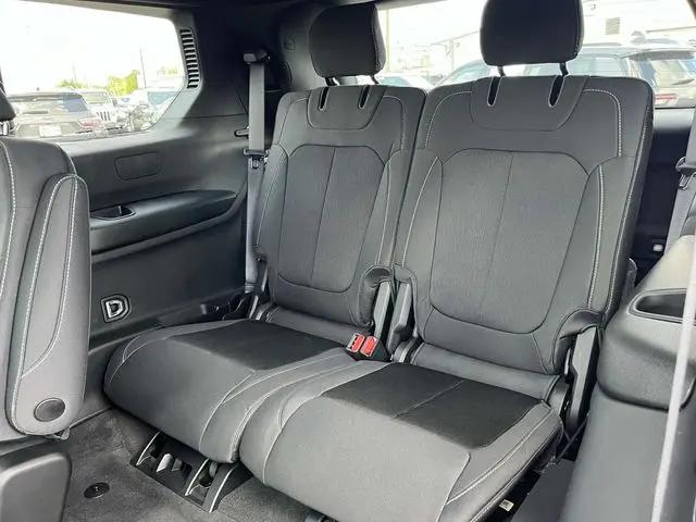 2025 Jeep Grand Cherokee L Laredo X 4x4