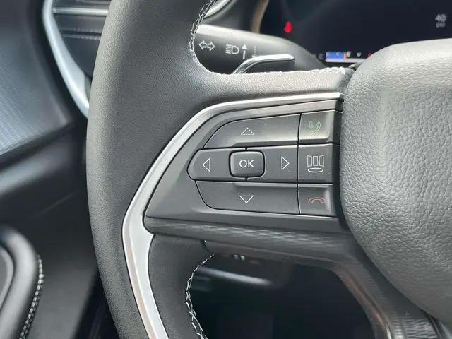 2025 Jeep Grand Cherokee L Laredo X 4x4