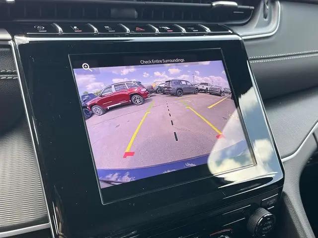 2025 Jeep Grand Cherokee L Laredo X 4x4