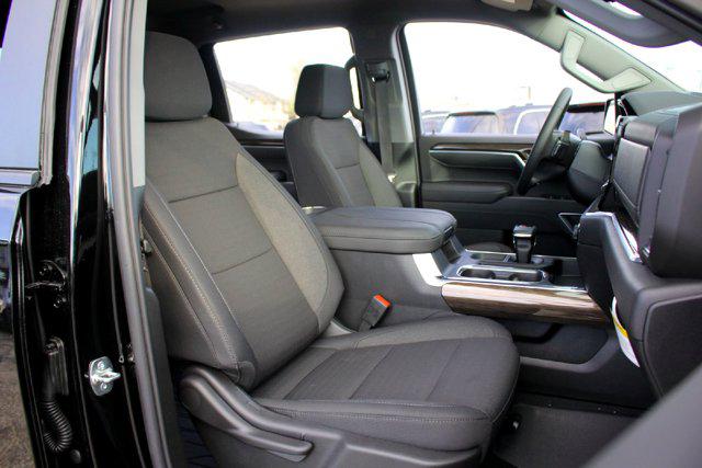 2026 Chevrolet Silverado 1500 4WD Crew Cab Standard Bed LT