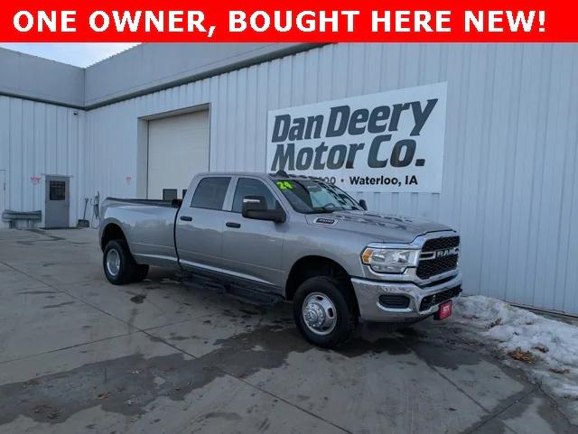 2024 RAM 3500 Tradesman Crew Cab 4x4 8 Box