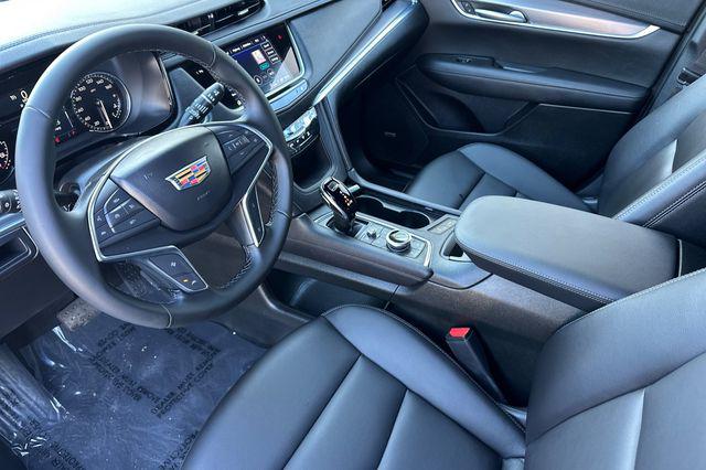 2026 Cadillac XT5 Luxury FWD
