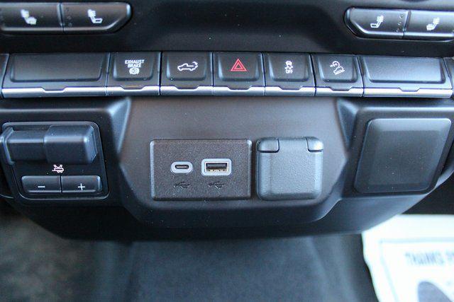 2022 Chevrolet Silverado 2500HD 4WD Crew Cab Standard Bed LT