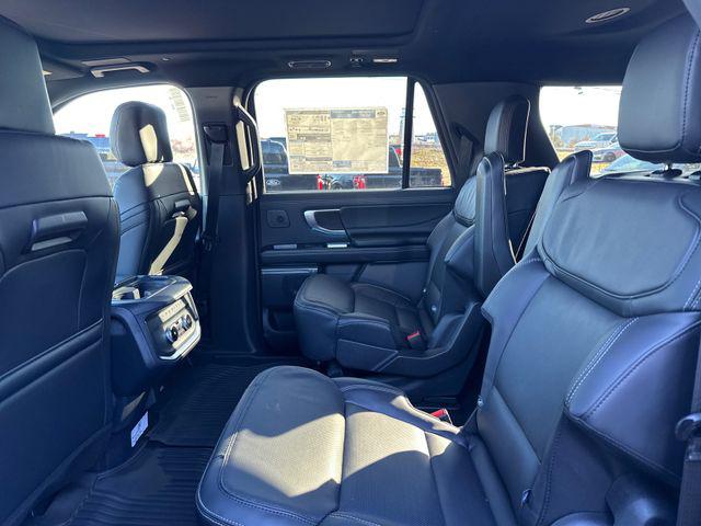 2025 Ford Expedition Platinum MAX