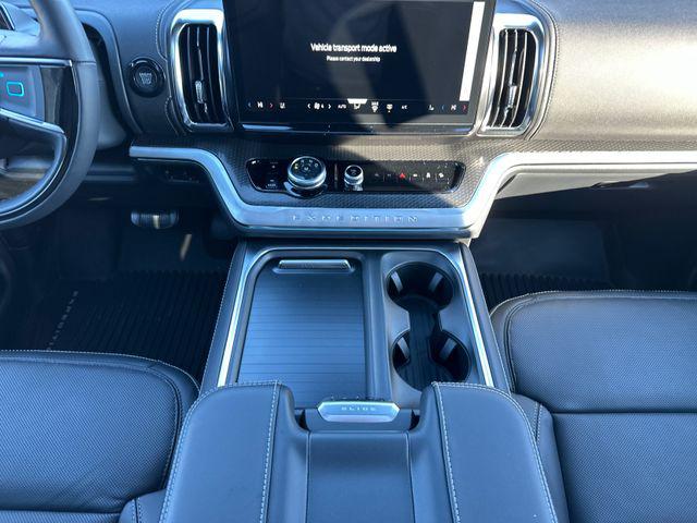 2025 Ford Expedition Platinum MAX