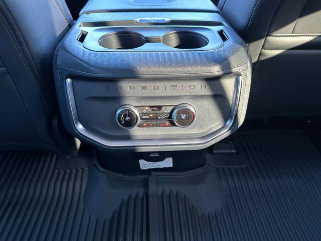 2025 Ford Expedition Platinum MAX