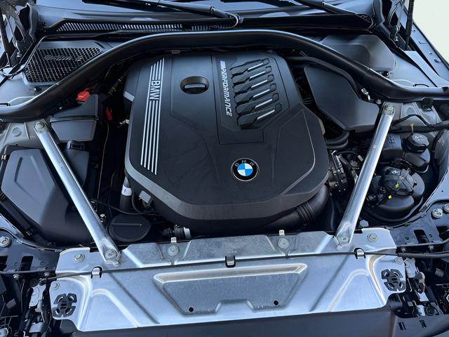 2024 BMW M4 M440i