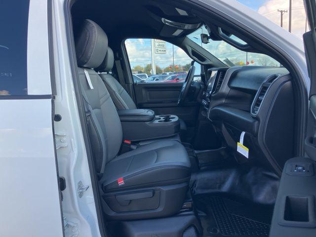 2026 Ram 3500 Tradesman Crew Cab 4x4 8' Box