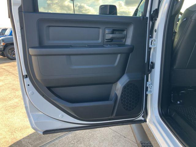 2026 Ram 3500 Tradesman Crew Cab 4x4 8' Box