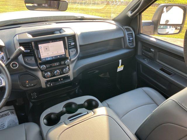 2026 Ram 3500 Tradesman Crew Cab 4x4 8' Box