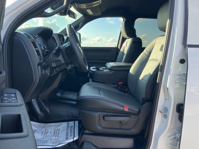 2026 Ram 3500 Tradesman Crew Cab 4x4 8' Box