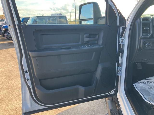 2026 Ram 3500 Tradesman Crew Cab 4x4 8' Box