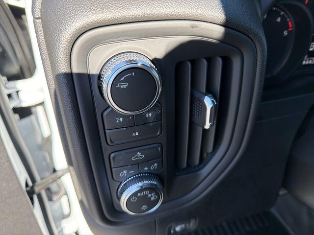 2026 GMC Sierra 3500HD Pro