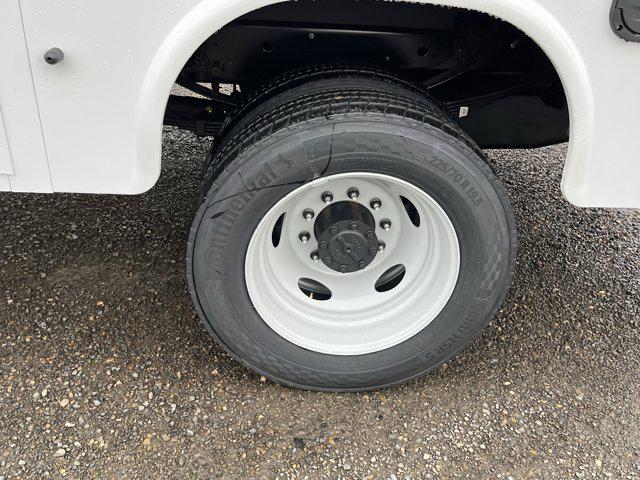 2026 Ford F-450 XL 4WD Crew Cab 179 WB 60 CA