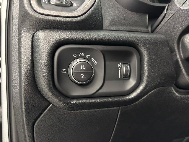 2026 Ram 2500 Tradesman Crew Cab 4x4 64 Box