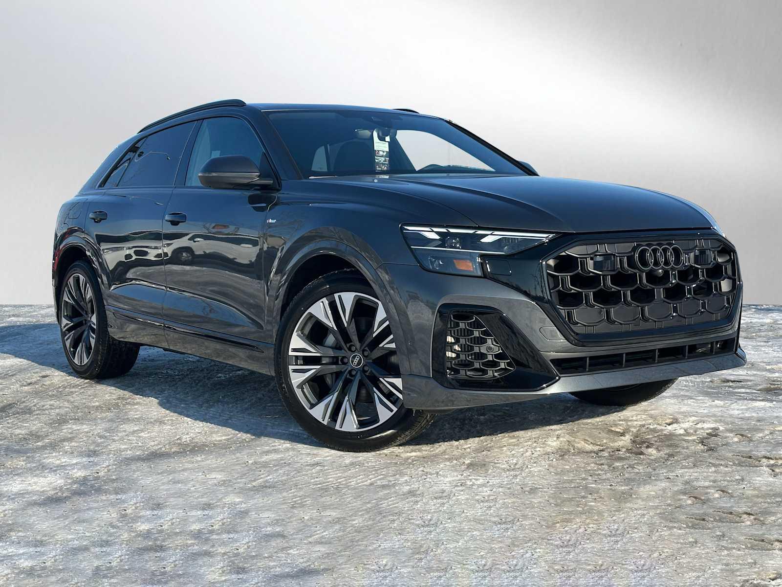 Daytona Gray Pearl Effect 2026 Audi Q8 quattro Premium Plus 55 TFSI SUV / Crossover All-Wheel Drive Automatic