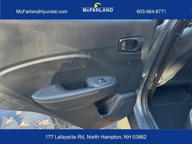 2026 Hyundai Venue SEL w/Two-Tone Roof