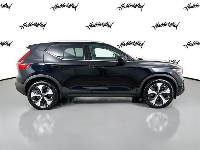 2024 Volvo XC40 B5 Core Bright Theme