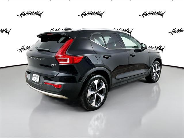 2024 Volvo XC40 B5 Core Bright Theme