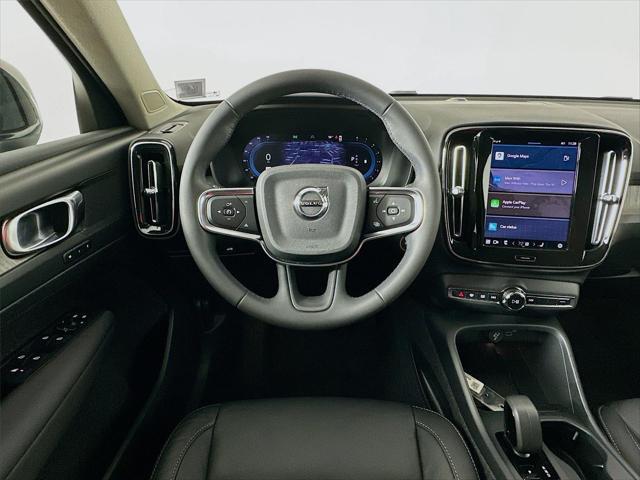 2024 Volvo XC40 B5 Core Bright Theme