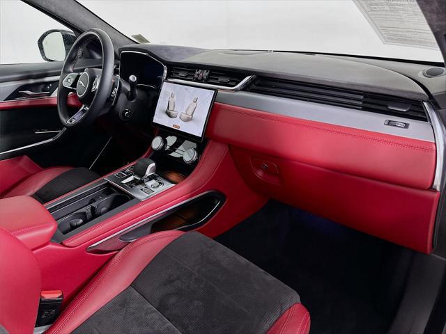 2022 Jaguar F-PACE SVR