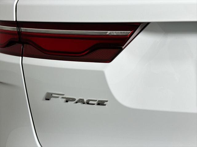 2022 Jaguar F-PACE SVR