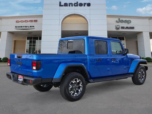 2026 Jeep Gladiator GLADIATOR SAHARA 4X4