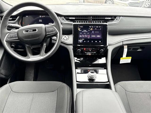 2026 Jeep Grand Cherokee GRAND CHEROKEE LAREDO X 4X4