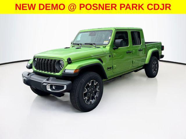 2026 Jeep Gladiator GLADIATOR SAHARA 4X4