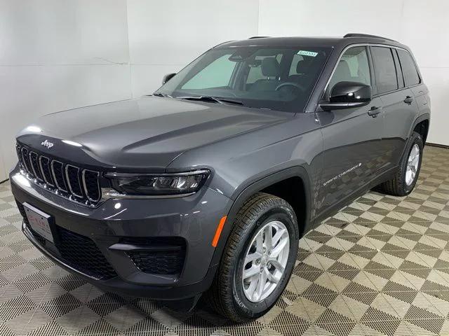 2026 Jeep Grand Cherokee GRAND CHEROKEE LAREDO X 4X4