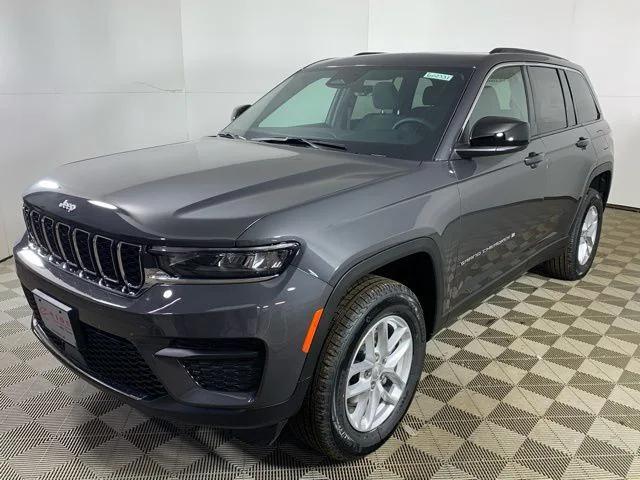 2026 Jeep Grand Cherokee GRAND CHEROKEE LAREDO X 4X4