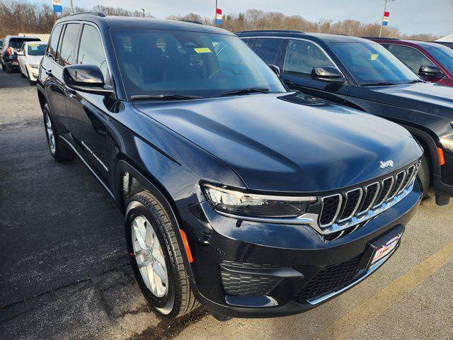2026 Jeep Grand Cherokee GRAND CHEROKEE LAREDO X 4X4