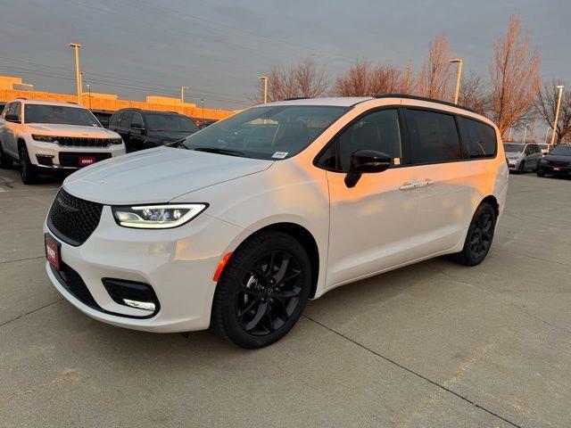 2026 Chrysler Pacifica PACIFICA SELECT 2026 Chrysler Pacifica PACIFICA SELECT