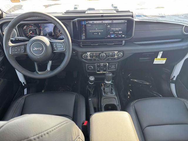 2026 Jeep Gladiator GLADIATOR SAHARA 4X4