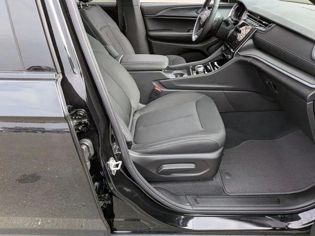 2026 Jeep Grand Cherokee Altitude 4x4