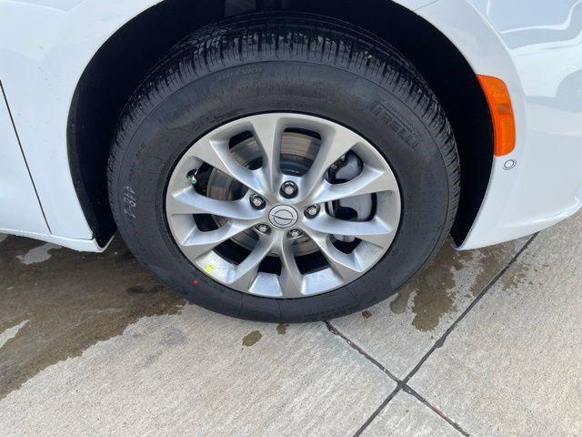 2026 Chrysler Pacifica Limited AWD