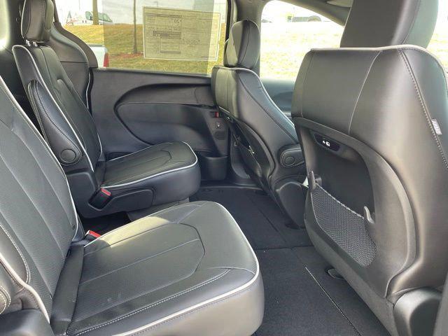 2026 Chrysler Pacifica Limited AWD