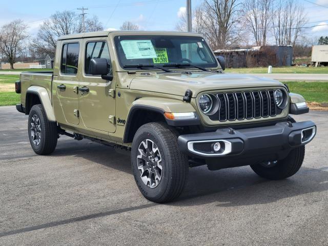 2026 Jeep Gladiator GLADIATOR SAHARA 4X4