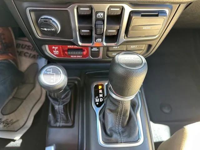 2026 Jeep Gladiator Sport