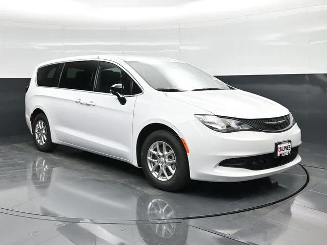 2026 Chrysler Voyager VOYAGER LX