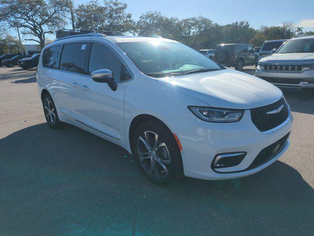 2026 Chrysler Pacifica Pinnacle AWD