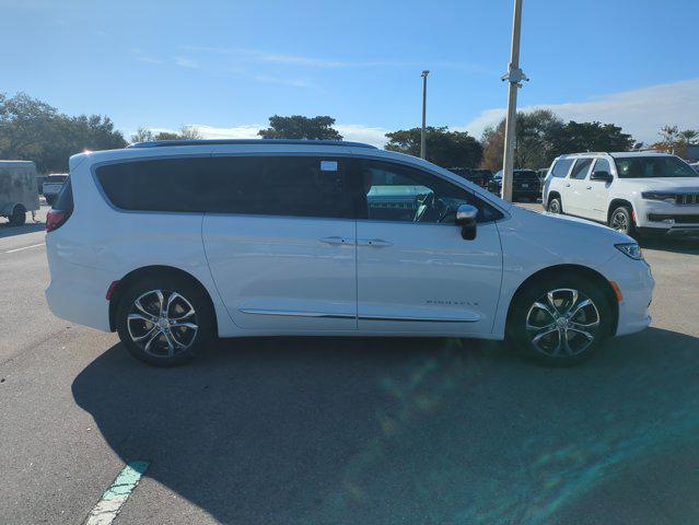 2026 Chrysler Pacifica Pinnacle AWD