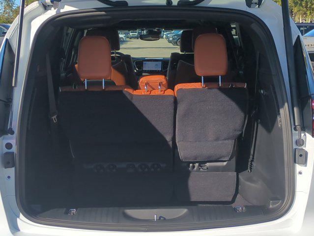2026 Chrysler Pacifica Pinnacle AWD