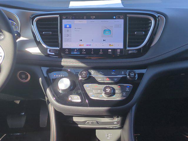 2026 Chrysler Pacifica Pinnacle AWD