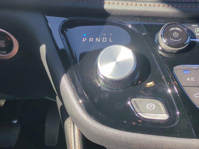 2026 Chrysler Pacifica Pinnacle AWD